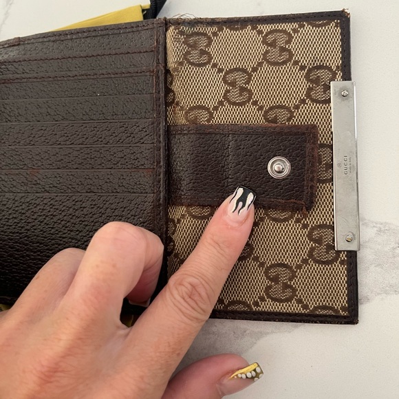 Authentic Gucci fabric and leather bifold wallet - Picture 1 of 14